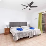 Romana Villa *